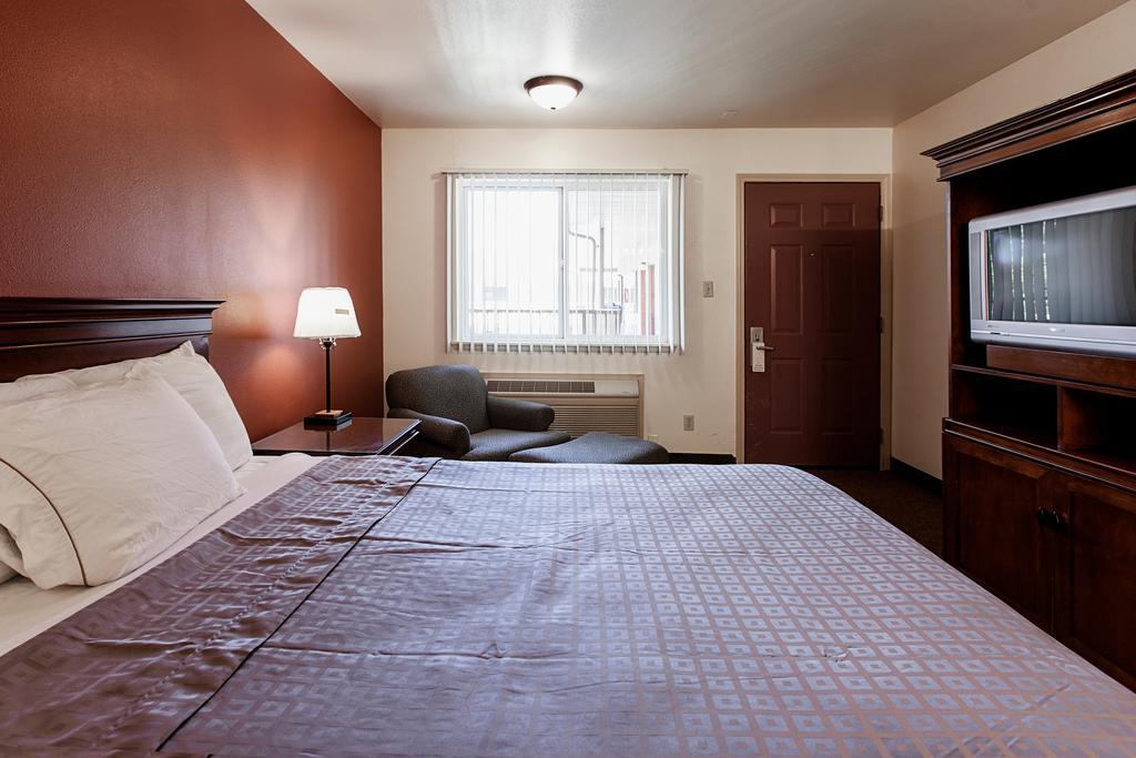 Americas Best Value Airport Inn - シータック 部屋 写真
