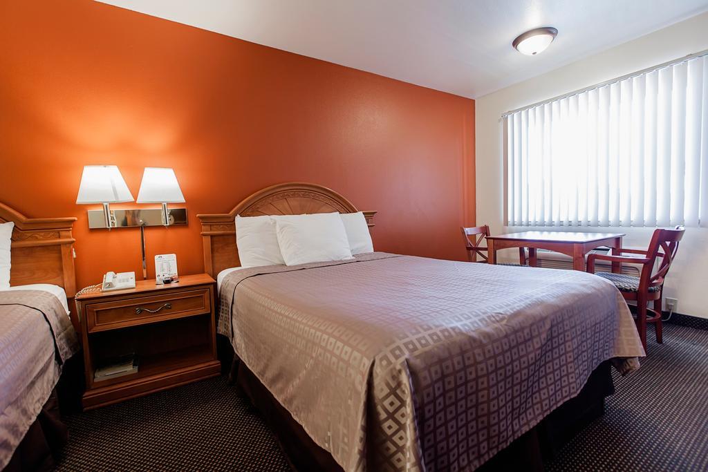 Americas Best Value Airport Inn - シータック エクステリア 写真
