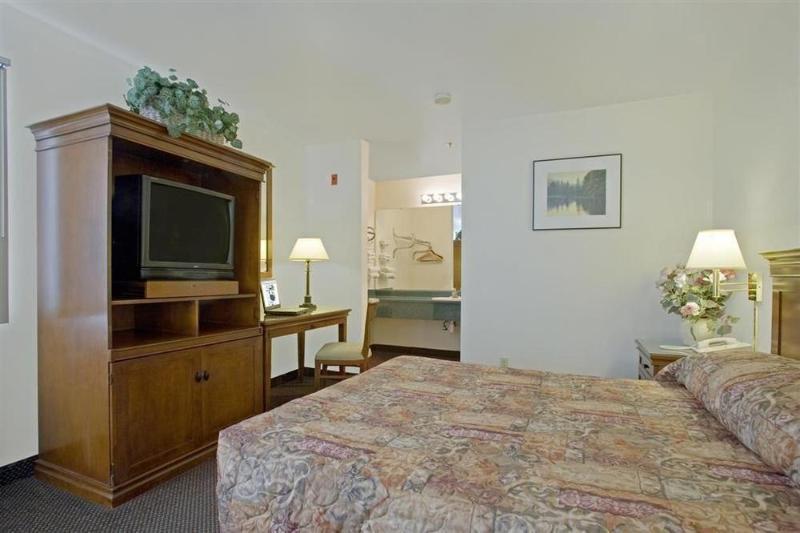Americas Best Value Airport Inn - シータック エクステリア 写真