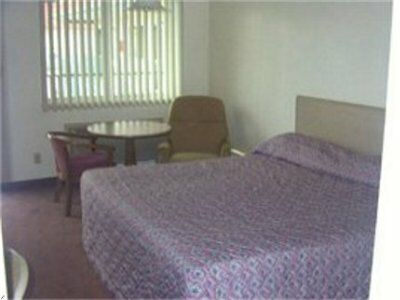Americas Best Value Airport Inn - シータック エクステリア 写真